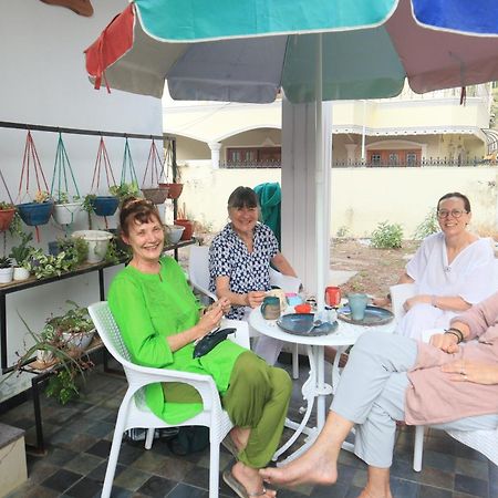 Guestland Homestay Kochi Zewnętrze zdjęcie