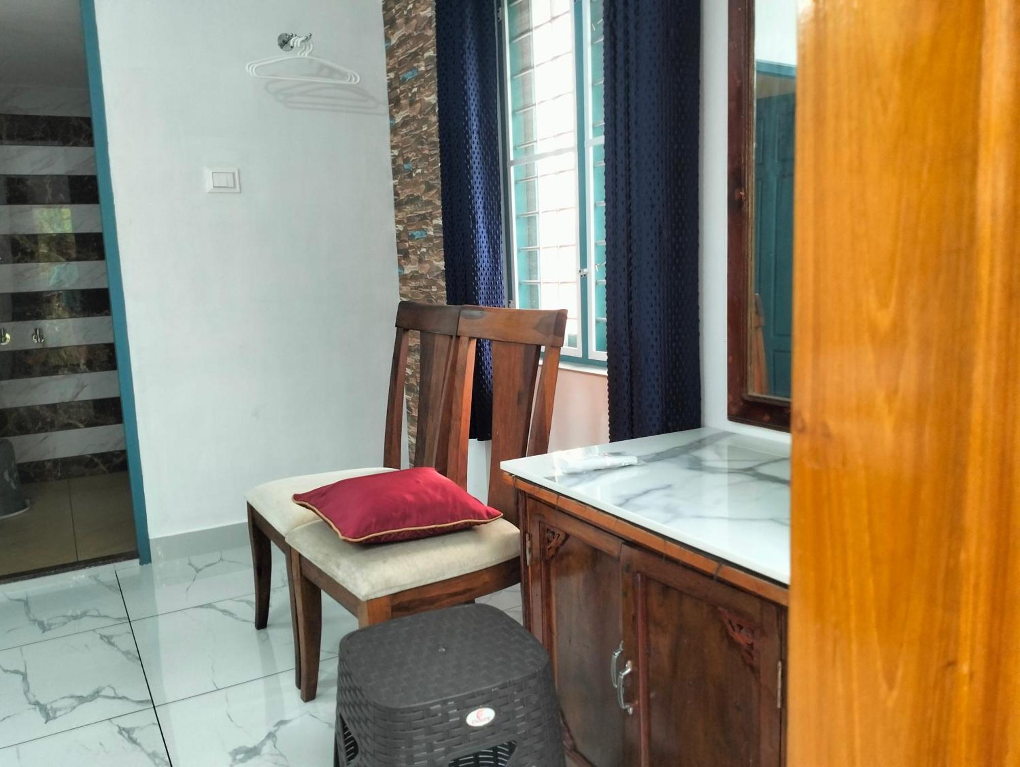 Guestland Homestay Kochi Zewnętrze zdjęcie